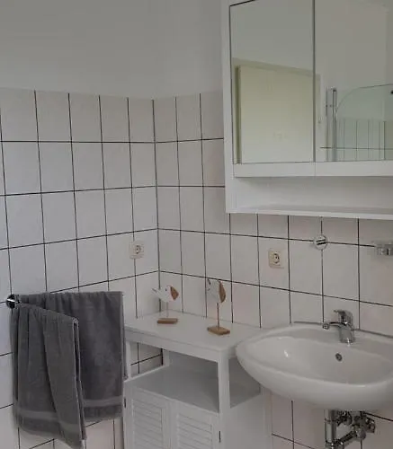 Klein Treben 3.0 아파트 *